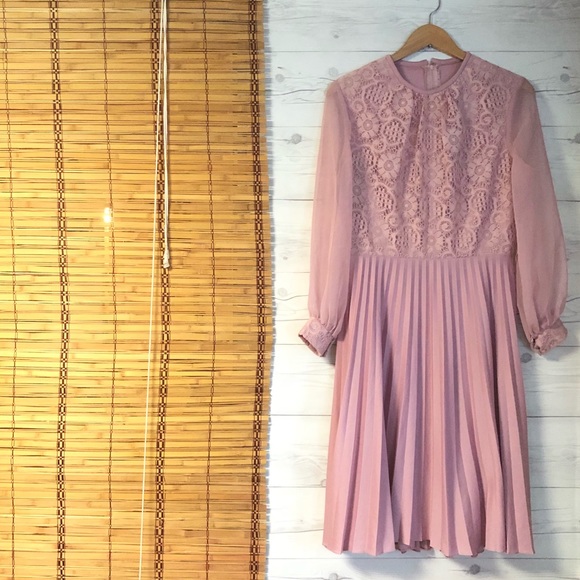 Vintage Dresses & Skirts - Vintage Lace A Line Dress Acordion Skirt Sleeve